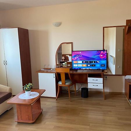Guest House Golden Flake 4Km From Bolata Beach Bŭlgarevo المظهر الخارجي الصورة