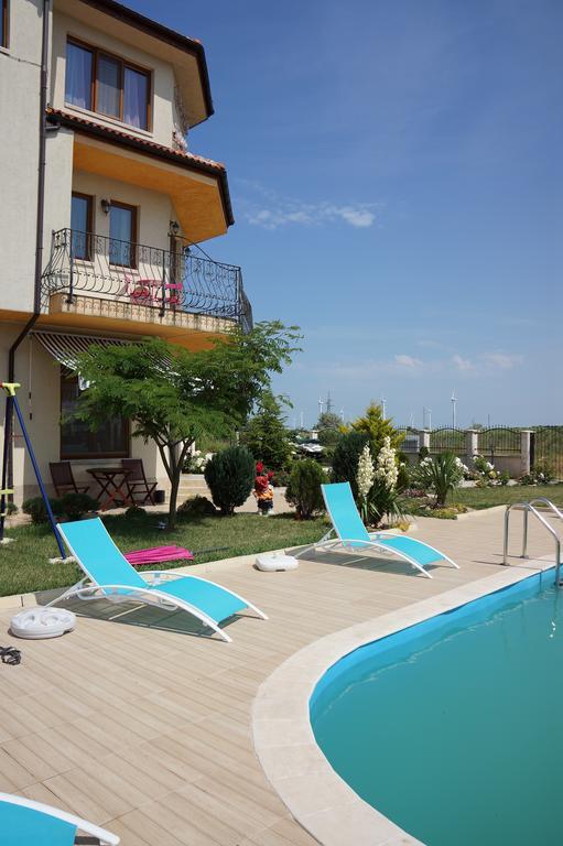 Guest House Golden Flake 4Km From Bolata Beach Bŭlgarevo المظهر الخارجي الصورة
